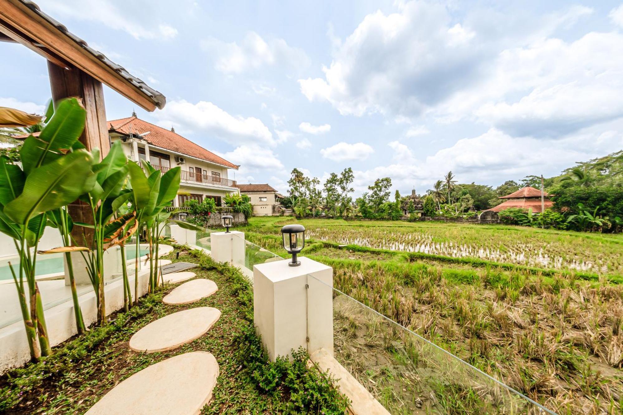 Sarang Apartments By Evdekimi Ubud Room photo